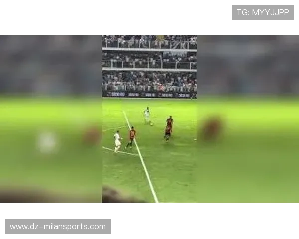 内马尔精彩脚步撕开防线为队友创造机会