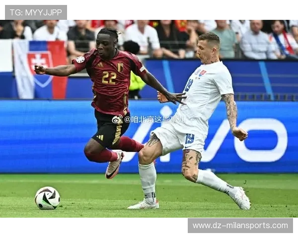 卢卡库中路补射上演强攻，前点争夺果然致命——训练场上的胜负哲学